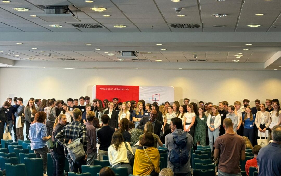 „Kontroversen lohnen sich!“ (Frank-Walter Steinmeier) – Bundesfinale „Jugend debattiert“